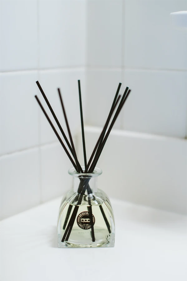 Geurstokjes Spring Dress 120ml - Bridgewater 2 Geurstokjes Spring Dress 120ml - Bridgewater - Afbeelding 2